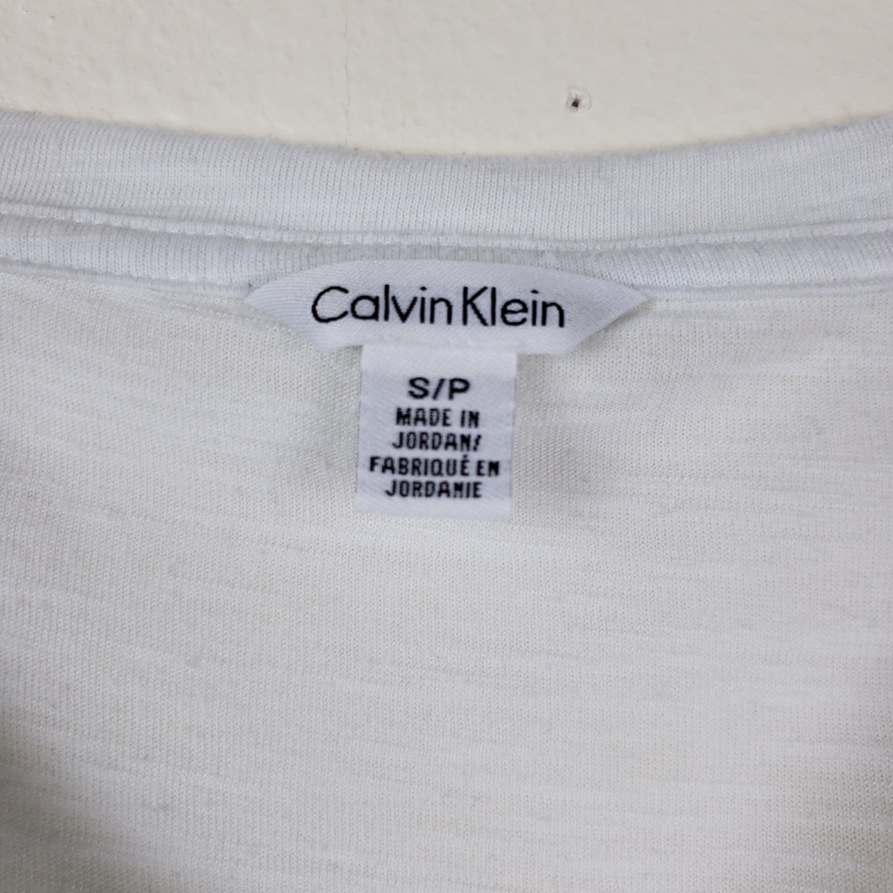 🌞 Calvin Klein | White V Neck T shirt - Picture 3 of 5